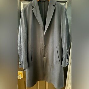 Men’s Hugo Boss Overcoat. Black lightweight wool.
